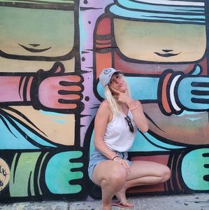 Meet your Posher, Eloïse